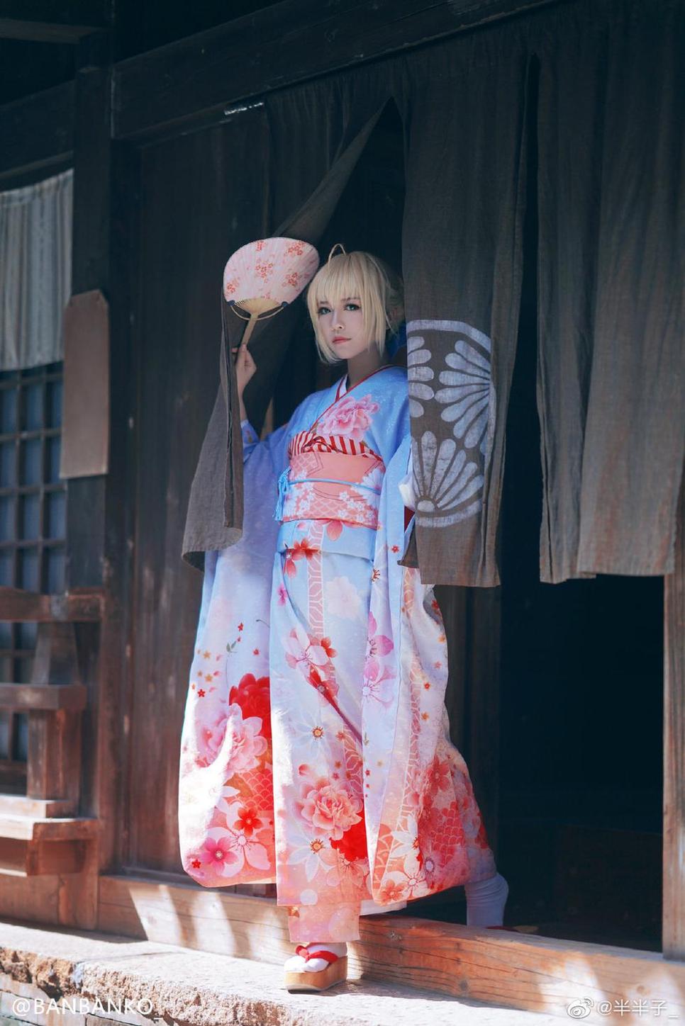 半半子cosplay作品大放送，频频上新不容错过