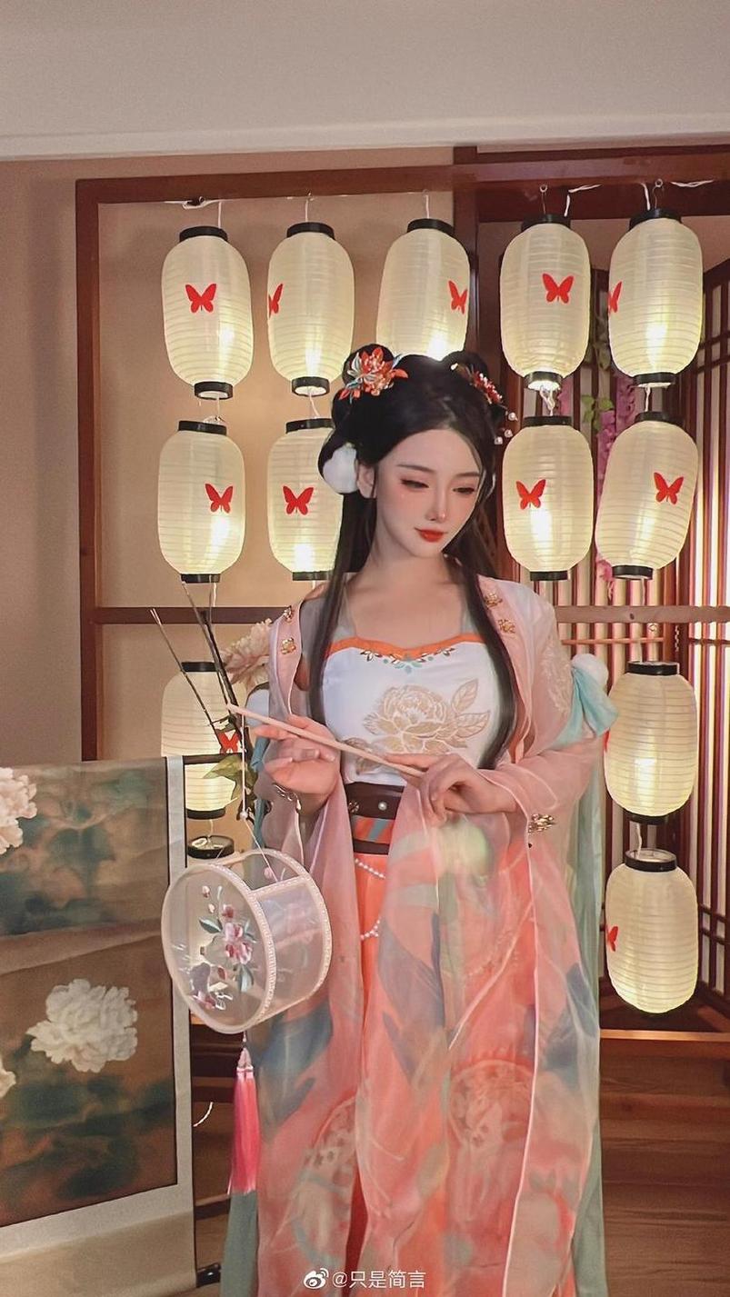 只是简言百科：一站式cosplay资讯，尽在其中
