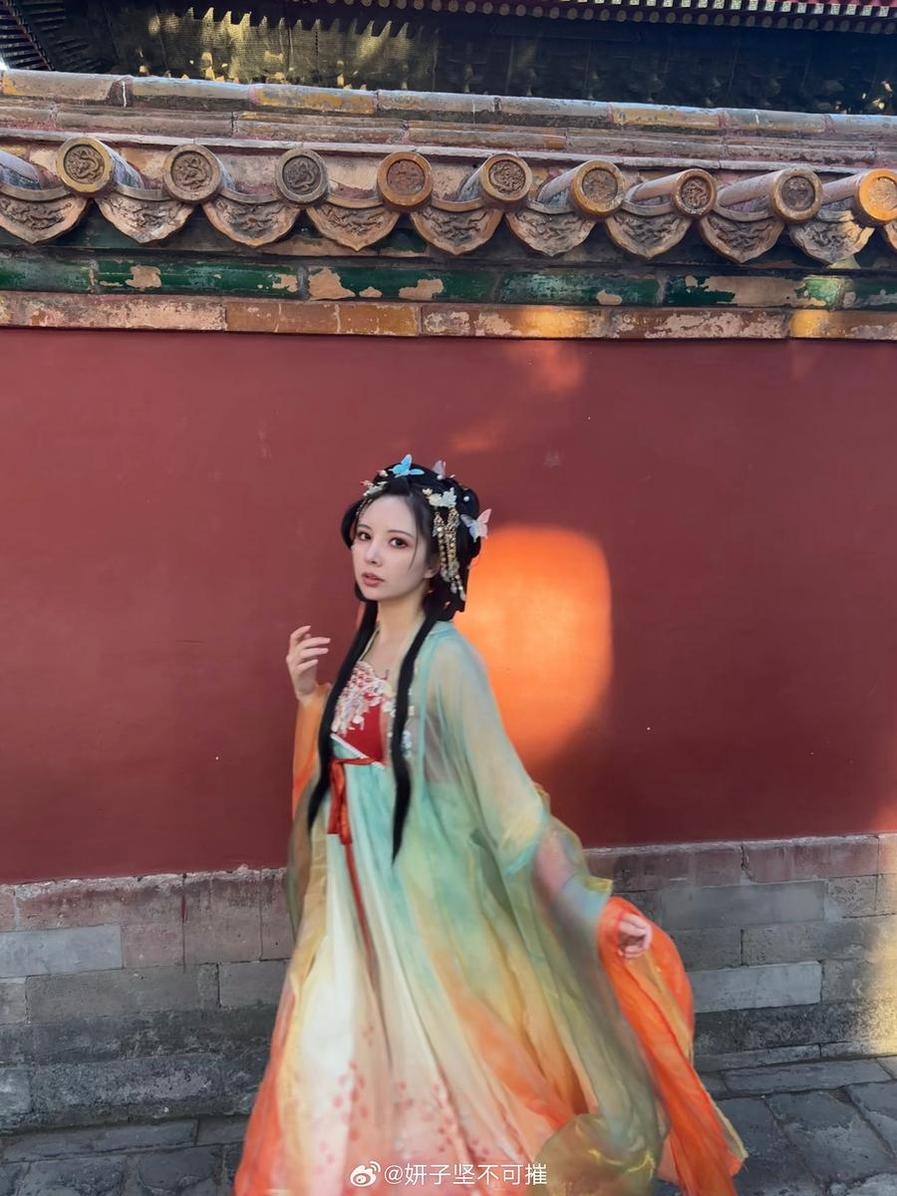 妍子坚不可摧是三不是世，打造最美的图包