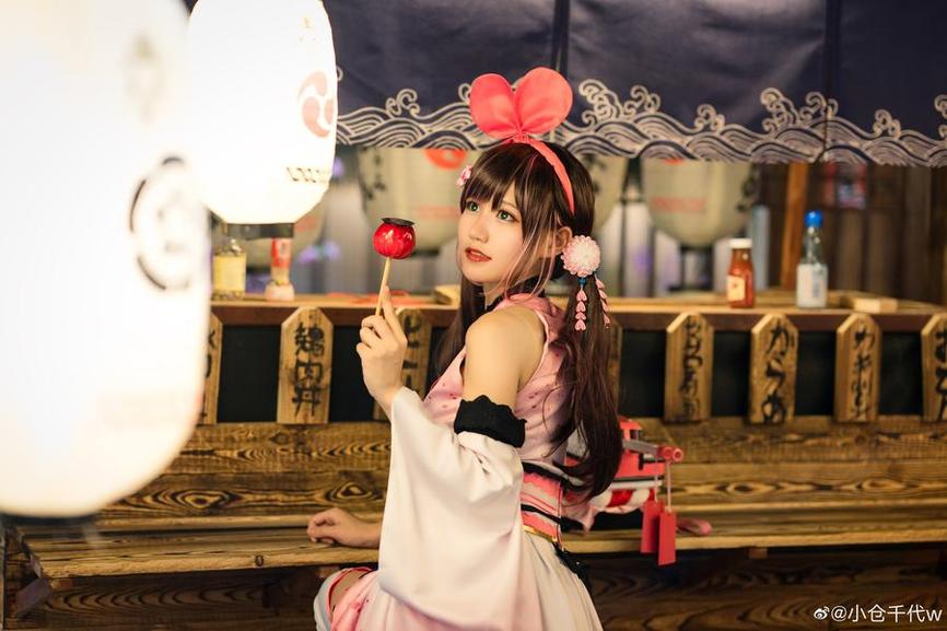 图片里的小仓千代白色旗袍，绝对是少女心中的最佳代表