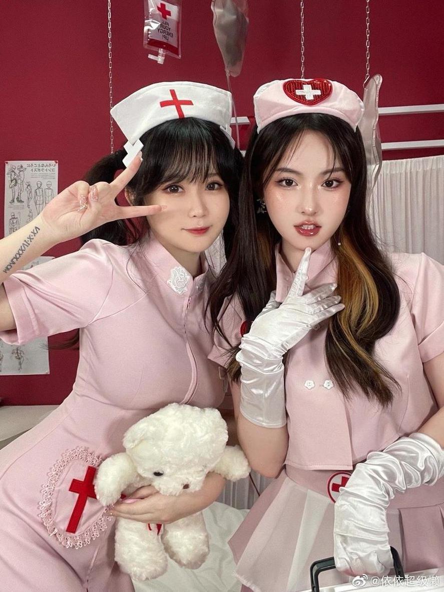 是依酱吖最新免费作品：摄影集锦，让你感受cos的真美