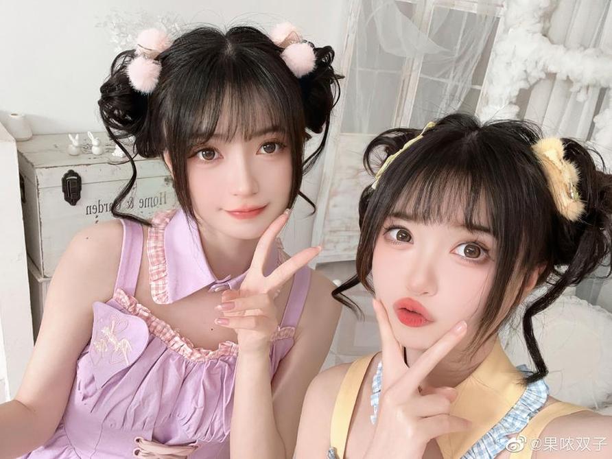 果哝双子合作2020，重磅cos作品图包即将上线！敬请期待