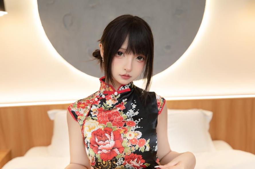神乐坂真冬ins，绝美原图奉上。