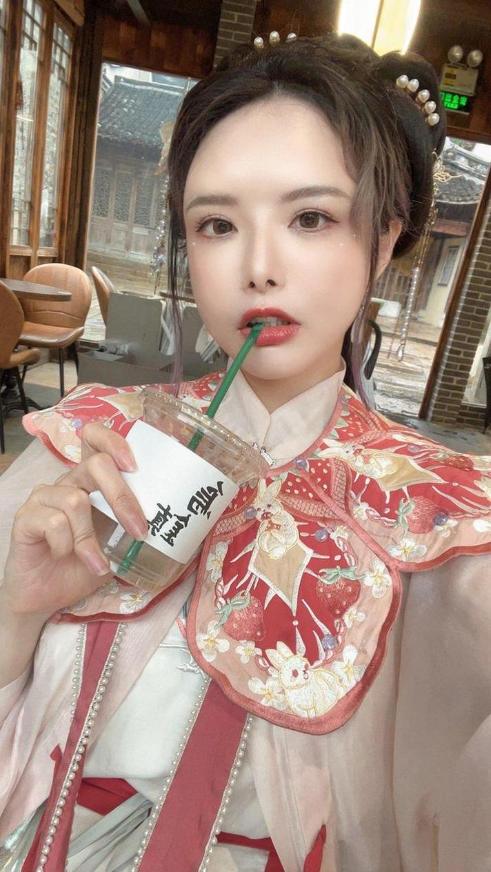 情怀摄影之路，秋和柯基图集免费下载，畅享人文自然交相辉映