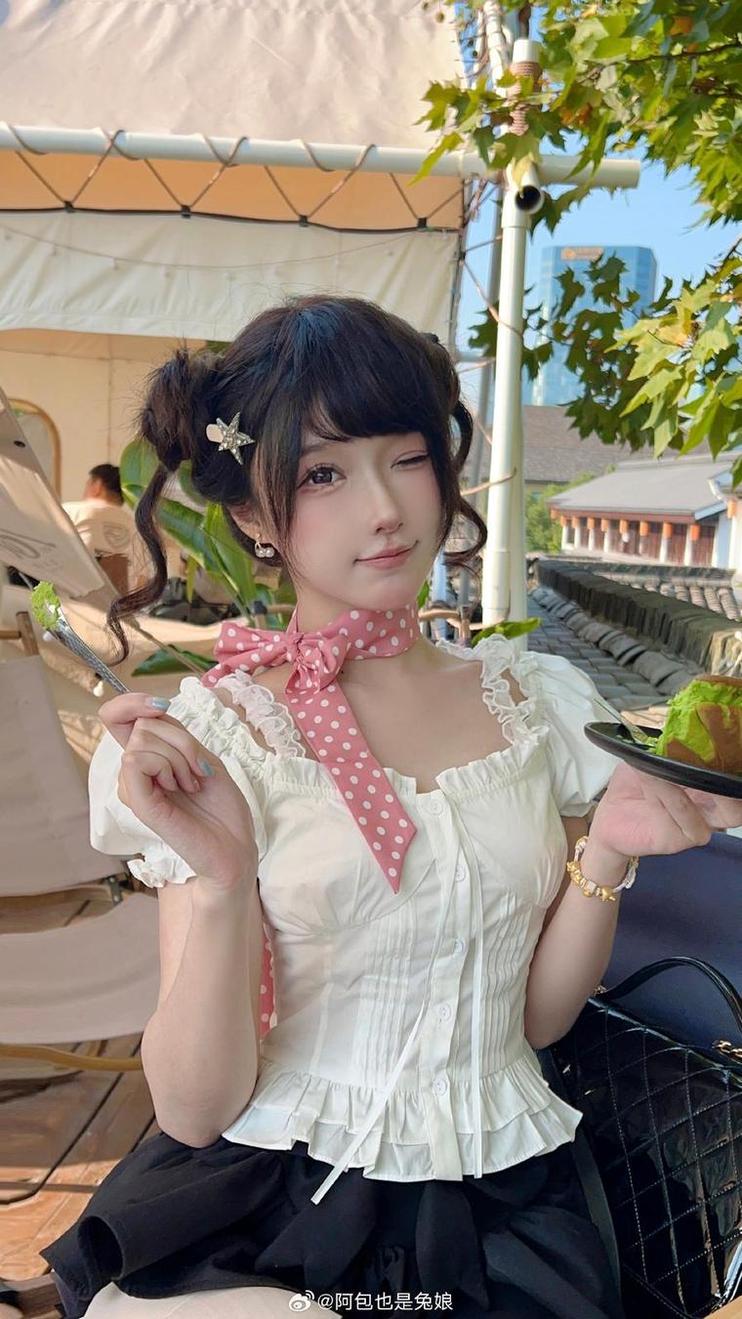 享受希娜最美的瞬间：阿包也是兔娘原神希娜图包