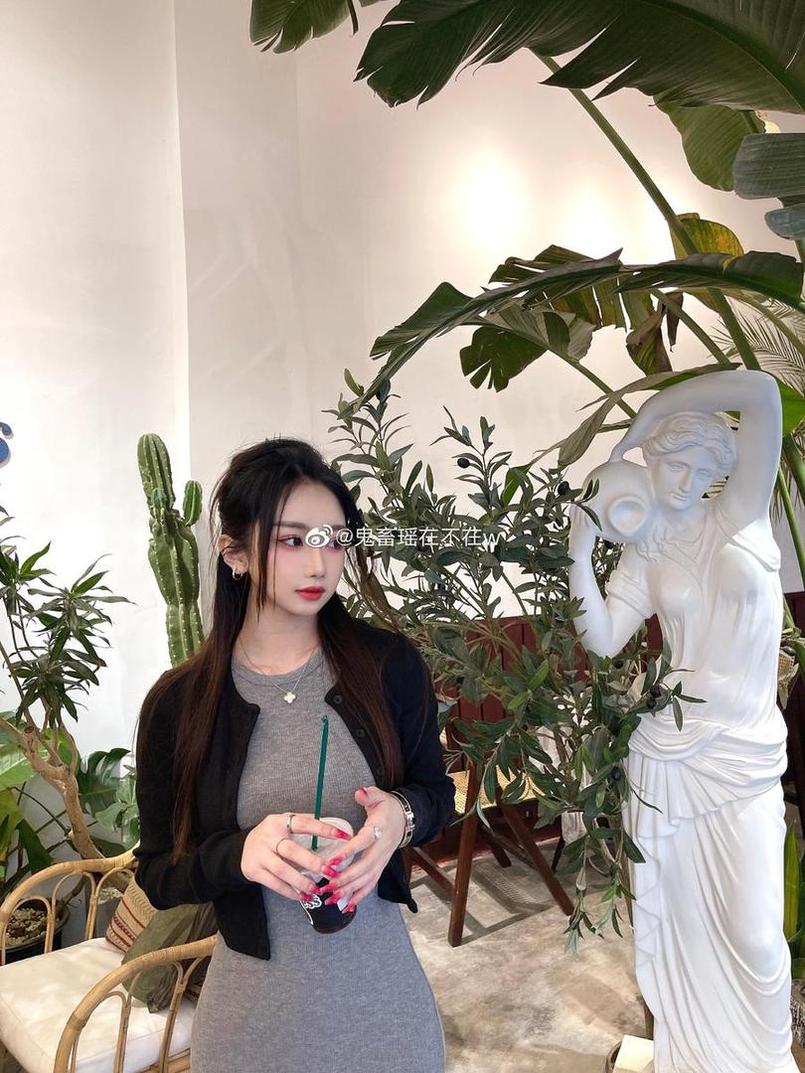 美图频现，鬼畜瑶不在wveryins超值图包