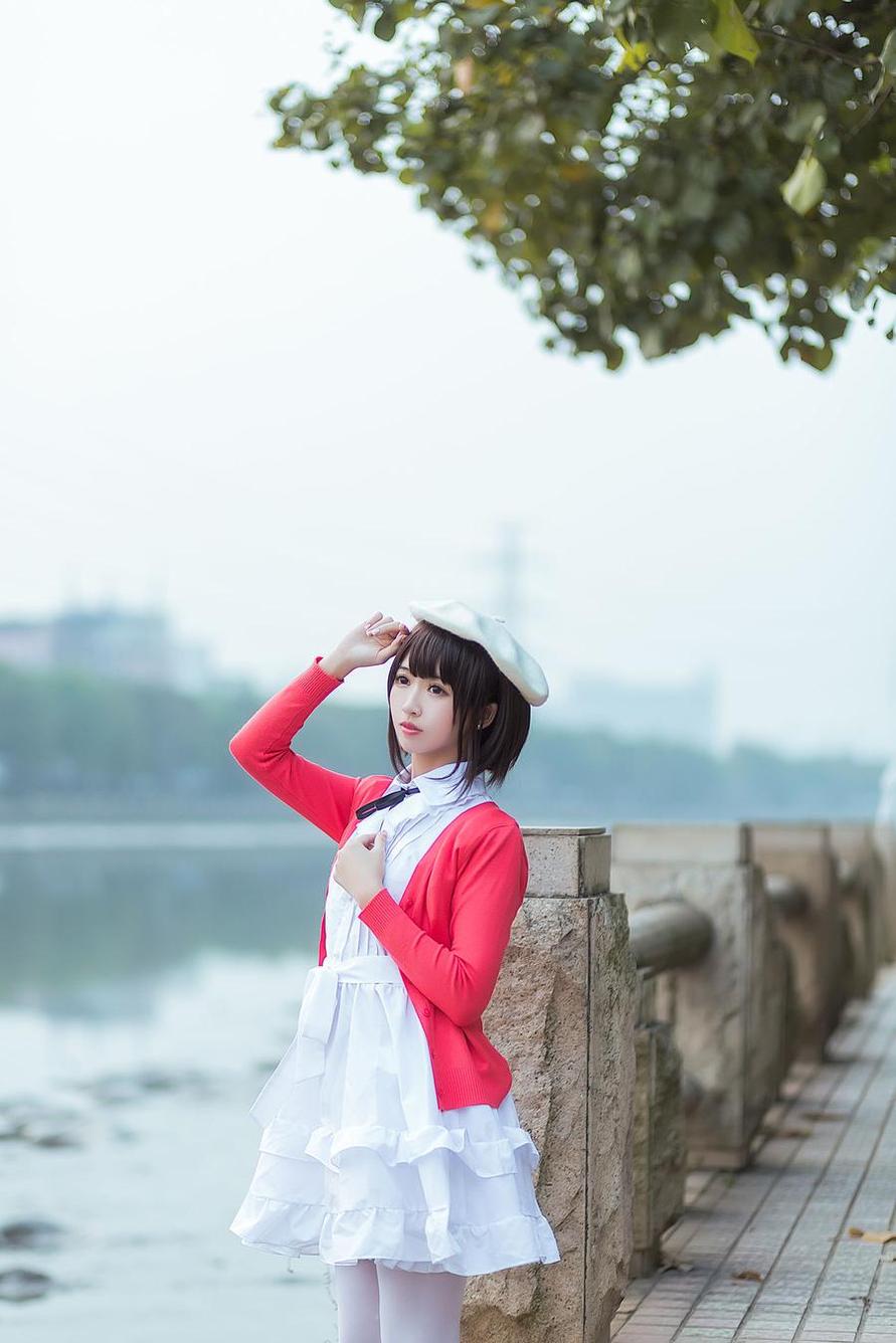 鳗鱼霏儿免费图集：cosplay美图流量担当